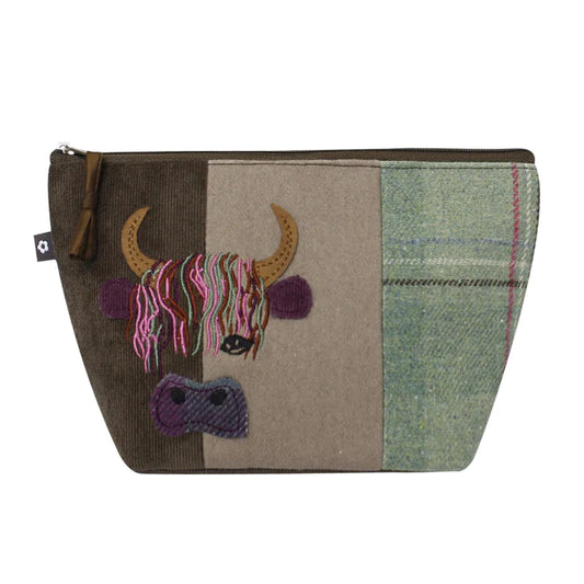 Earth Squared Applique Highland Cow Simple Make-Up Bag